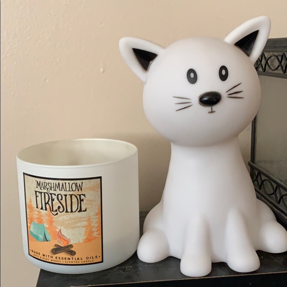 Color changing cat lamp - Picture 8 of 8